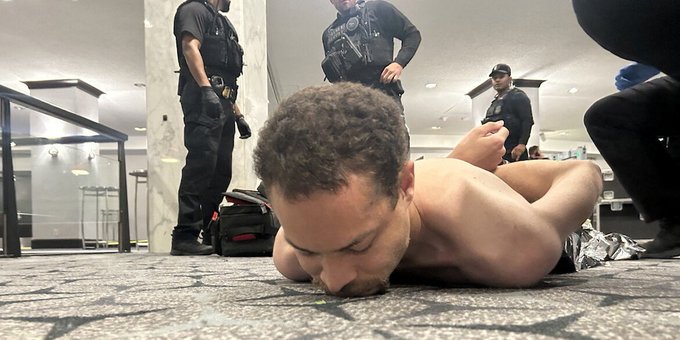 Lobo Solitario Trump